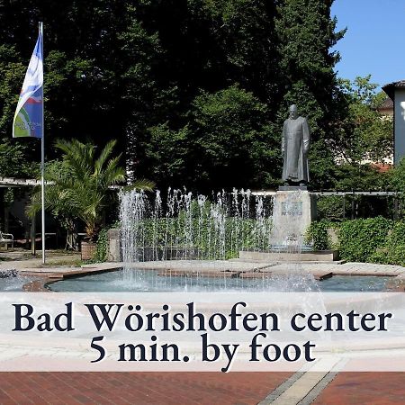 Hallo!-Apartment 8: Cozy City Center Stay with Sunny Balcony Bad Worishofen Exterior photo